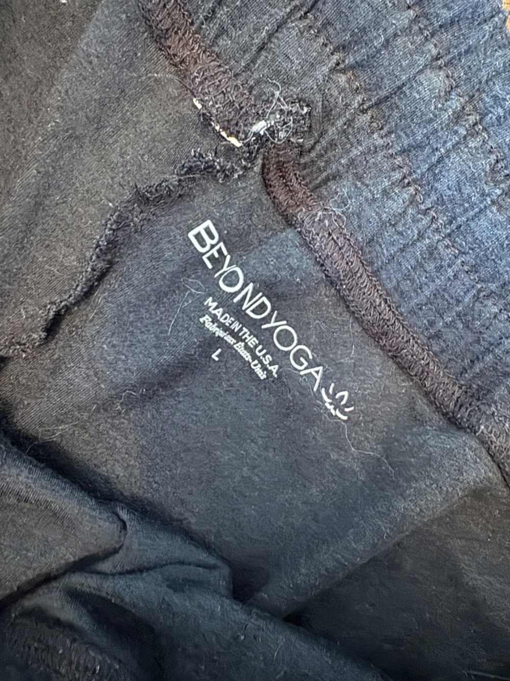 Beyond Yoga Joggers - Women's Large - Picture 4 of 7